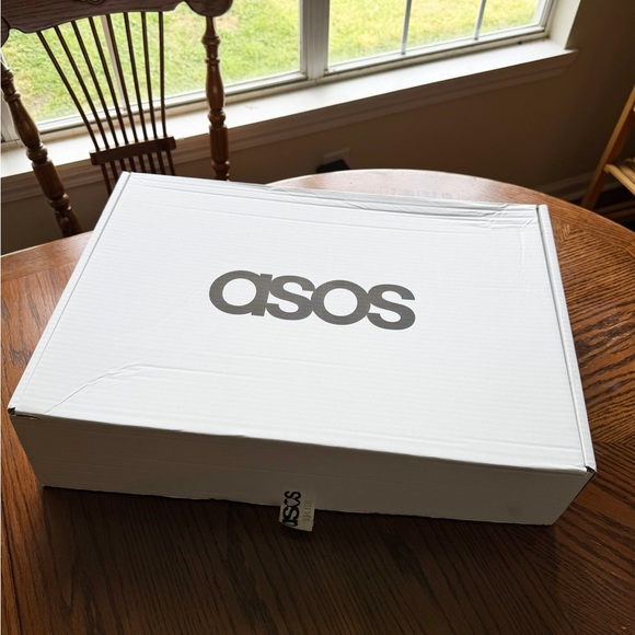 ASOS DESIGN ornate crystal embellished square neck maxi wedding dress - Picture 14 of 15